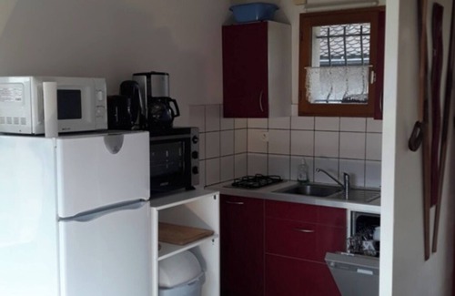 Miribel-les-Echelles House | Holiday Home 'Les Joncquilles' with Mountain View, Shared Terrace and Wi-Fi