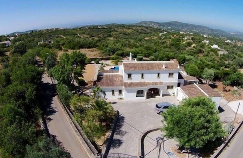 Sao Bras de Alportel House | Holiday house São Brás de Alportel for 2 - 8 persons with 4 bedrooms - Holiday house