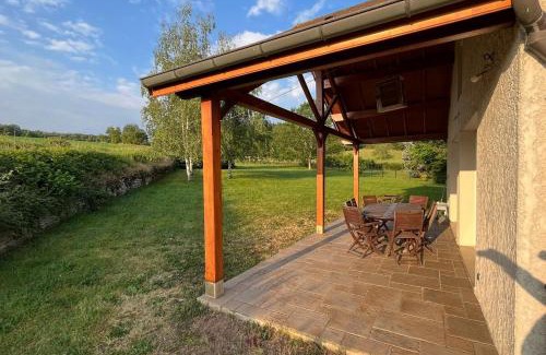 Saint-Martin-du-Tartre House | Holiday Home Maizeray Saint Martin Du Tartre