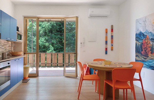 Canova House | Holiday Home 'Acqua' with Sea View, Wi-Fi and Air Conditioning