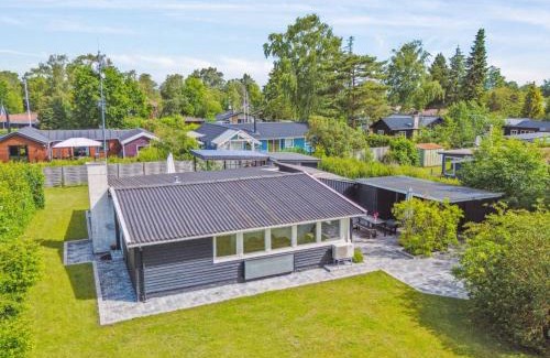 Grena Strand House | Holiday Home Antonie - 700m from the sea by Interhome
