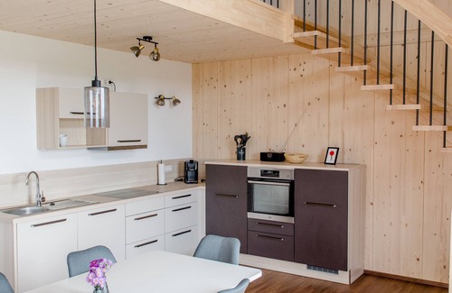 Niederlehen House | Holiday Home 'Bollenhut' with Private Terrace, Wi-Fi and Air Conditioning