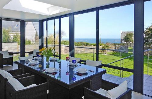 Ploubazlanec House | Holiday Home by Brehat Island & Sea Views