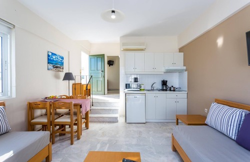 Sfakaki Apartment | Holiday home complex with pool, close to the sea, wifi | Sfakaki, Crete