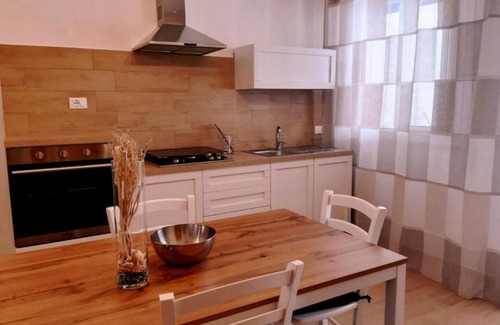 Marettimo House | Holiday Home 'Dimora Libàno' with Balcony and Wi-Fi