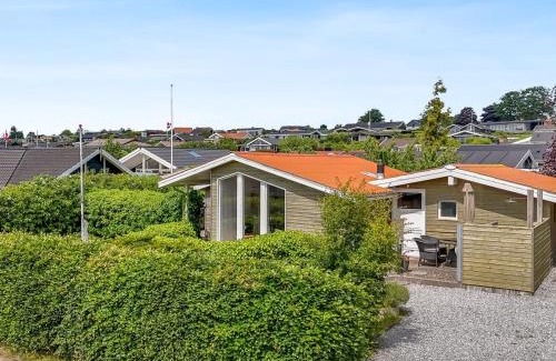 Ronde House | Holiday Home Eilke - 50m from the sea by Interhome