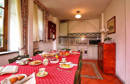 Siena House | Holiday Home for 8 guests