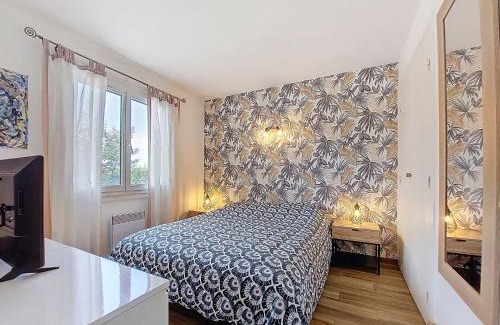 Saint-Palais-sur-Mer House | Holiday Home L'Escale by Interhome