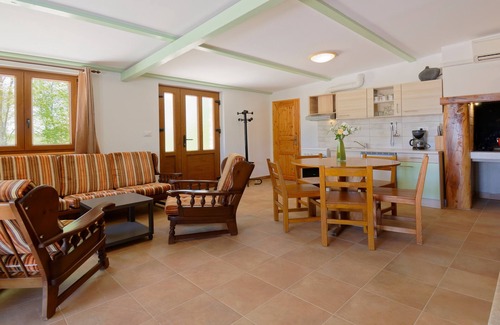 Laginji House | Holiday Home Gimino - Two Bedroom Holiday Home with Pool