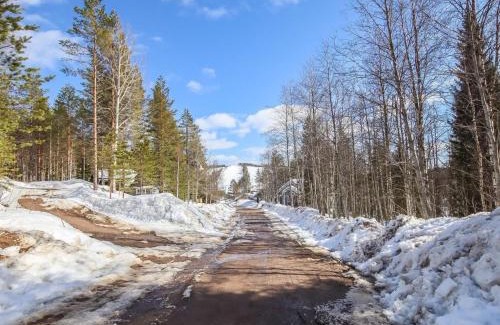 Kehys-Kainuu House | Holiday Home Hallanhelmi a paritalo by Interhome
