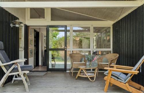 Smidstrup Strand House | Holiday Home Ilsabet - 750m from the sea by Interhome