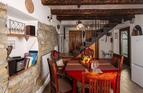 Bric House | Holiday home in a quiet location with pool and far-reaching views