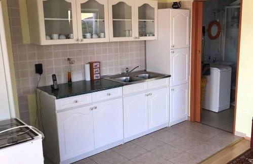 Balatonalmadi House | Holiday home in Balatonalmadi 38980