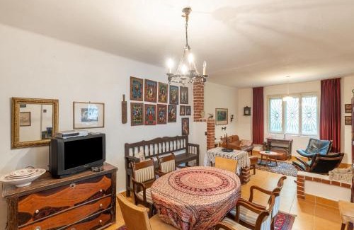 Ipolydamasd House | Holiday Home in Ipolydamásd near Basilica