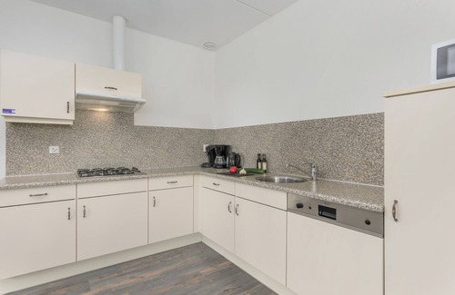 Volendam House | Holiday Home in Volendam near Marina