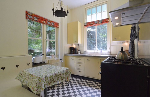 Zelhem House | Holiday Home in Zelhem with Garden