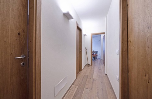 Campo Carlo Magno House | Holiday Home 'New Apartment C C Magno' with Balcony and Wi-Fi