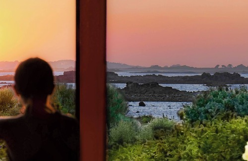 Pleubian House | Holiday Home 'Kermohic - En Front De Mer' with Sea View, Private Terrace and Wi-Fi