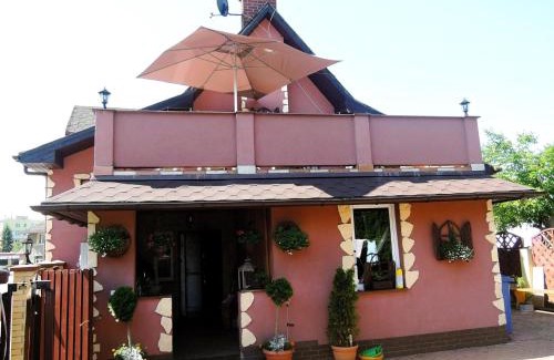 Kolczewo House | Holiday Home Ko czewo near Lakes and Forests