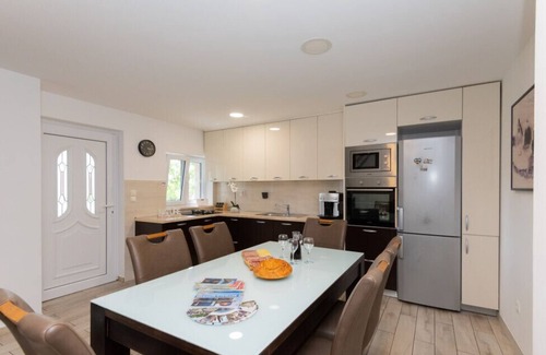 Imotski Villa | Holiday Home Kristina - Makarska by Villas Guide