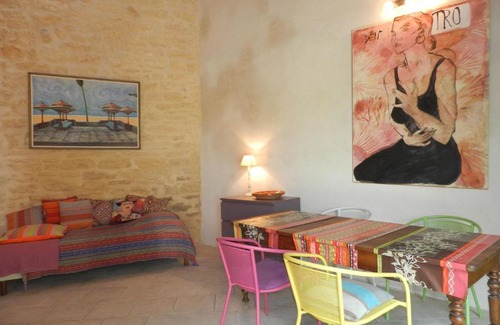 Argilliers House | Holiday Home La Ca Bonita by Interhome