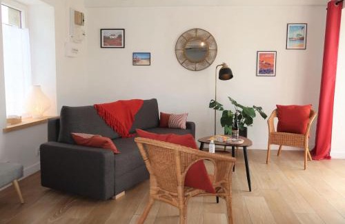 Goulven House | Holiday Home La Charmeuse by Interhome