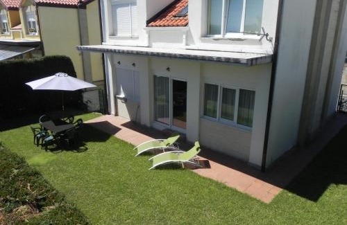 Boo House | Holiday Home La Joya by Interhome