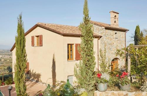 Lucignano House | Holiday Home La Smarrita by Interhome