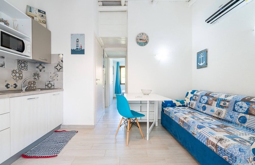 Costa Rei House | Holiday Home 'Matteo' with Private Terrace and Air Conditioning