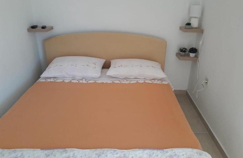 Cove Makarac (Milna) House | Holiday home Nadi - cosy & quiet