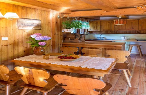 Borzestowska Huta House | Holiday Home near Lake Radunskie with Sauna