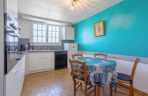 Trevignon House | Holiday Home 'Nicole Face Mer' with Sea View, Private Terrace and Wi-Fi