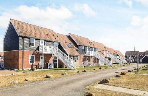 Borre Apartment | Holiday home on the harbour in Borre