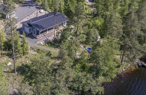 Hirvensalmi House | Holiday Home Paula by Interhome