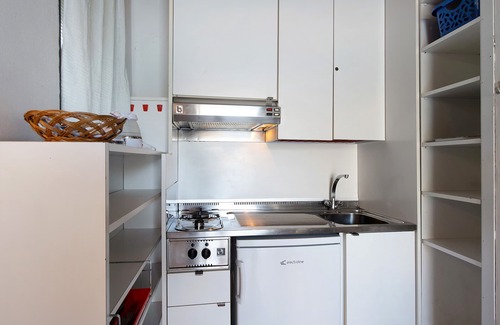 Pognana Lario Apartment | Holiday Home "Residence La Cava Bilocale B" with Lake View, Shared Pool & Wi-Fi