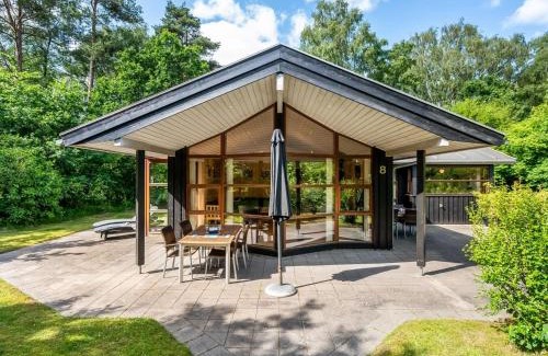 Grena Strand House | Holiday Home Rosaline - 500m from the sea by Interhome