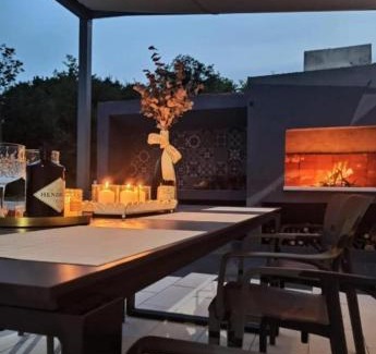 Sinj Villa | Holiday home Sika with heated pool near Split