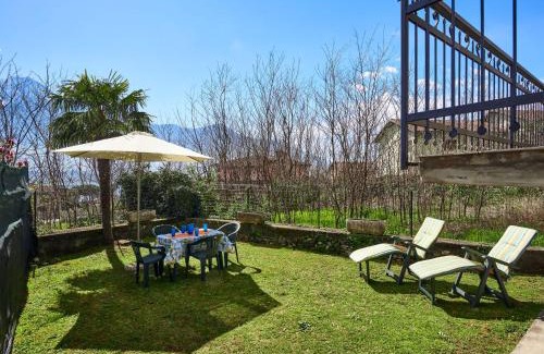 Gera Lario House | Holiday Home Simoni - GLA107 by Interhome