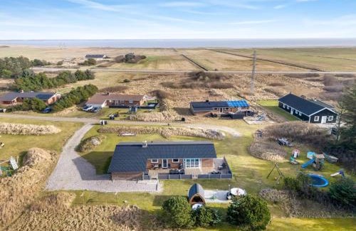 Klegod Strand House | Holiday Home Sissan - 900m from the sea by Interhome