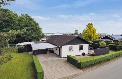Borkop House | Holiday Home Thorward - 100m from the sea by Interhome