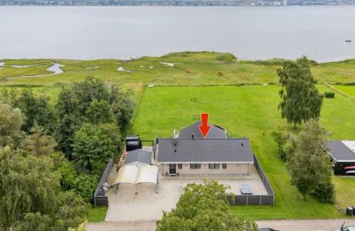 Holbaek House | Holiday Home Thyra - 50m to the inlet by Interhome