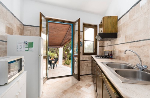Orosei House | Holiday Home 'Villa Acquamarina' with Sea View, Wi-Fi and Air Conditioning
