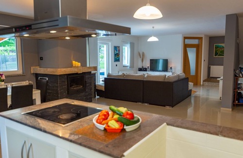 Podbablje Villa | Holiday home Villa Karina with private pool in Grubine-Imotski