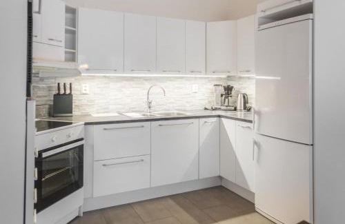 Vuokatti House | Holiday Home Vuokatinranta suite 4 b by Interhome