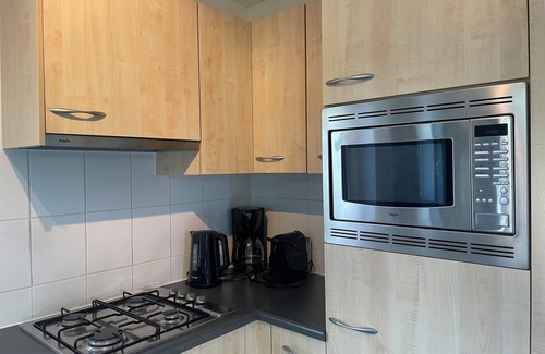 Schoorl House | Holiday home with 2 bedrooms, sauna, Sunshower and jacuzzi.