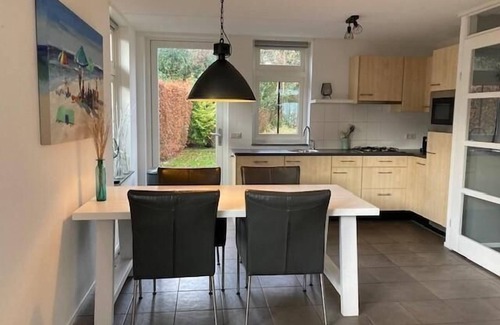 Schoorl House | Holiday home with 2 bedrooms, Sunshower, sauna and spacious garden