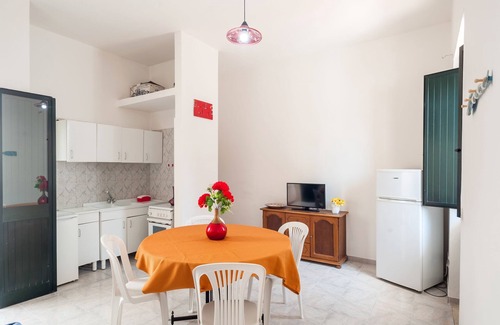 Torre Lapillo House | Holiday home with terrace close to the sea - Villa Tetta sul mare