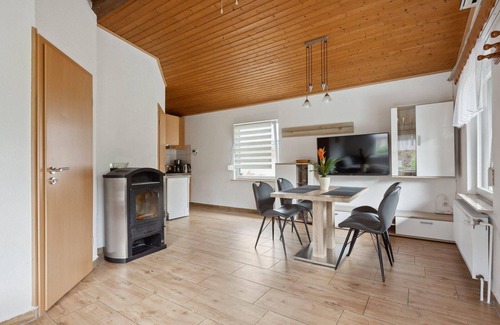 Nordhausen House | Holiday home with natural swimming pond