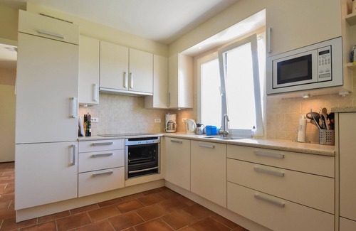 Monbazillac House | Holiday home with private pool and views