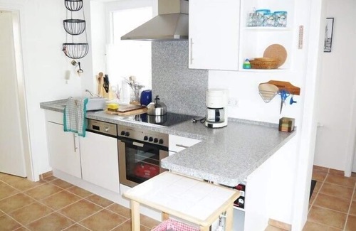 Falshoft House | holiday house, 2 bedrooms, for 2-4 pers., garden, terrace, close to sea